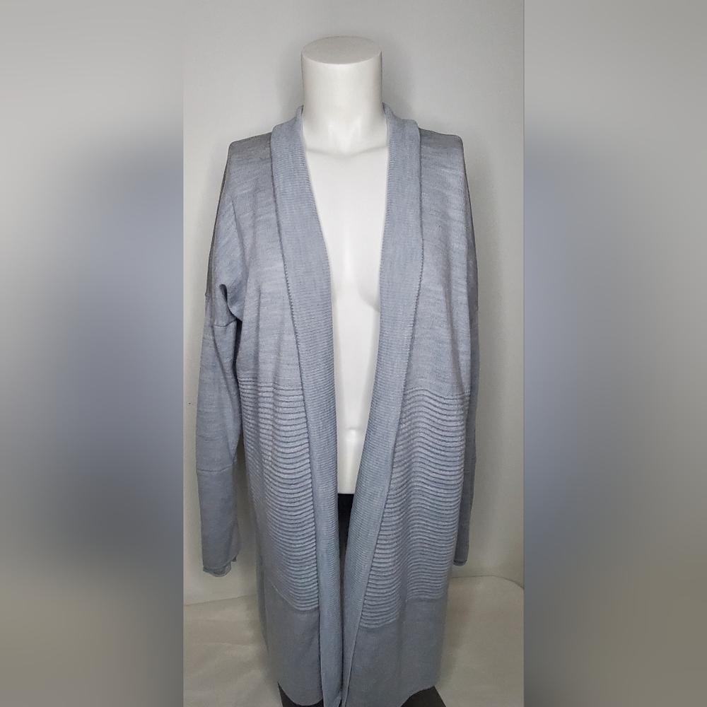 Lululemon Size 6 Sit In Lotus Wrap LightBlue/Gray Merino Wool Sweater